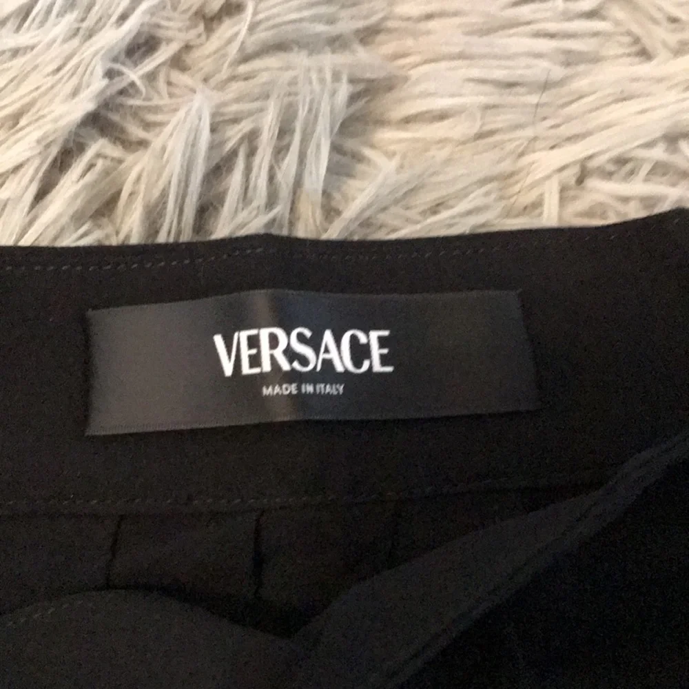 New Authentic Versace Pleated Silk Georgette Skirt in Black